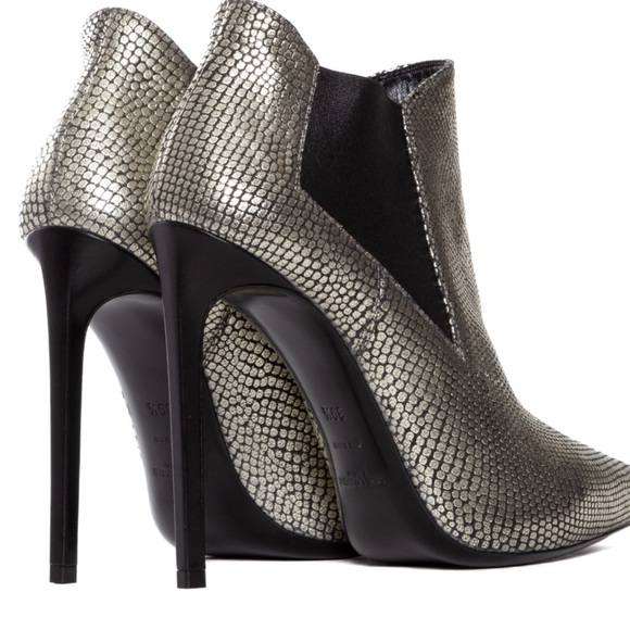 Saint Laurent Paris Pointed Toe Booties Gold Snake-Print Leather - Picture 2 of 5